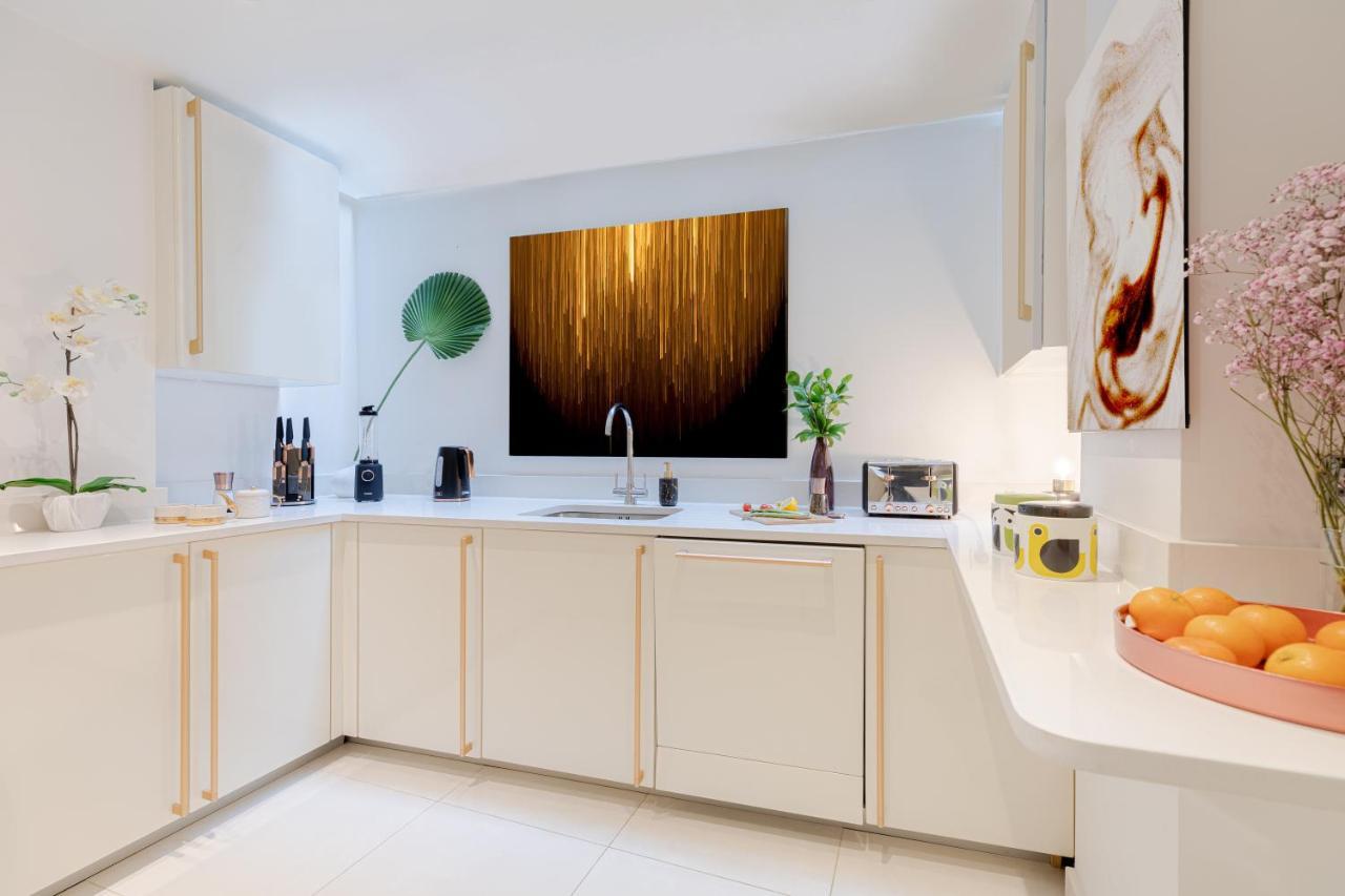 Explore The Most Exquisite West-End From A Harrods Family And Couple Home London Exterior photo